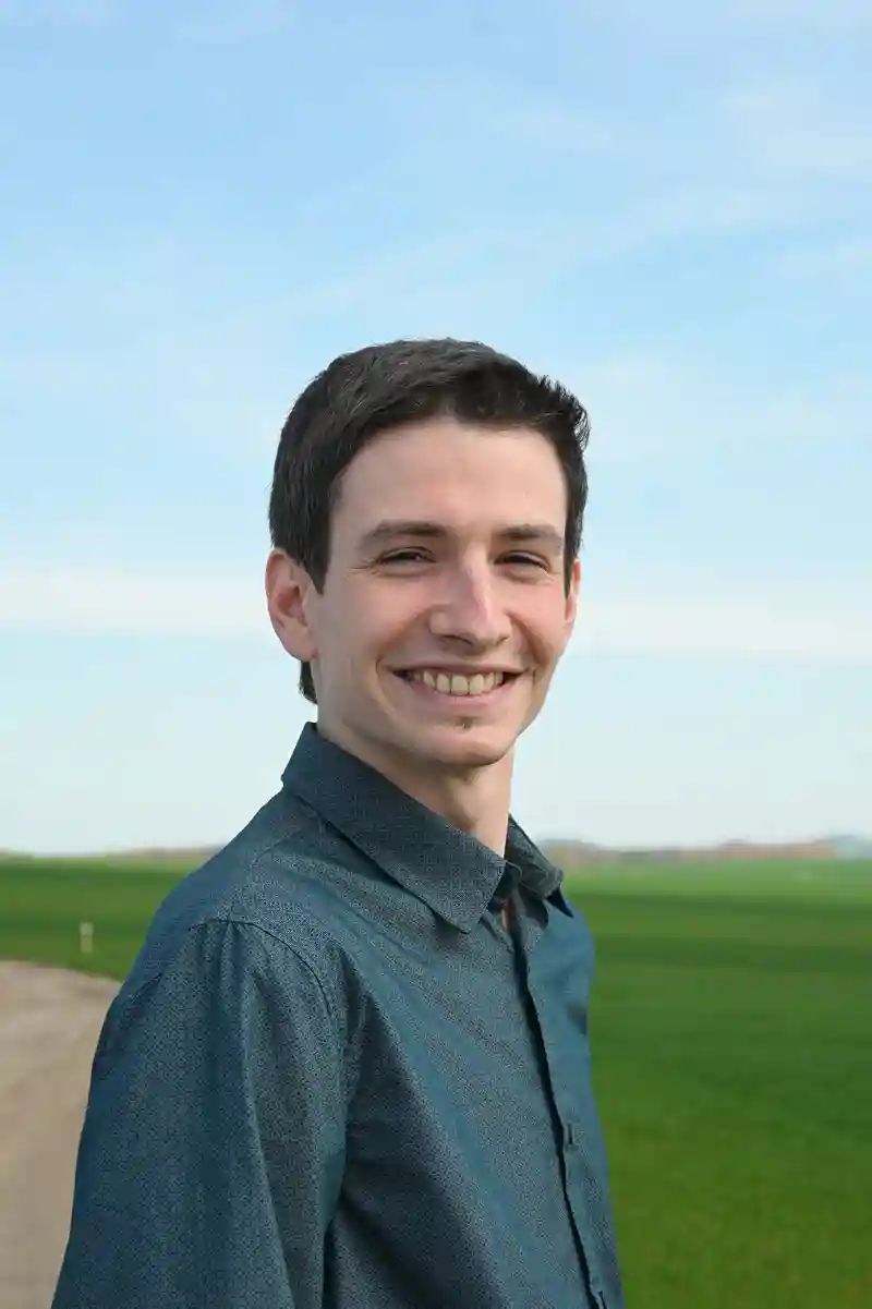 fabian-stilgenbauer-freies-leben-freeliv-milla-machts-moeglich