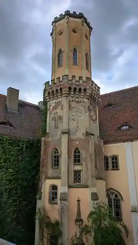 Schloss-puechau-innenhof